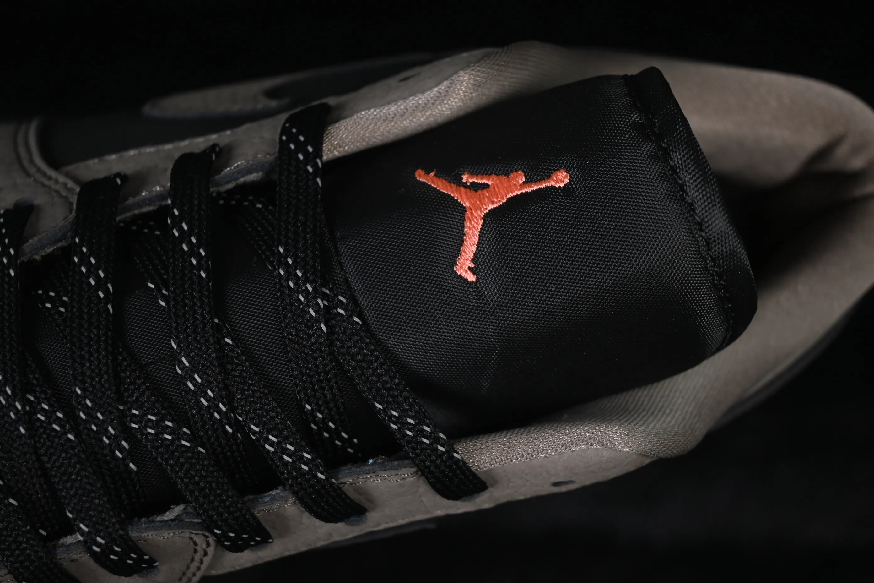 All Categories Air Jordan Jordan Series Basketball Shoes Air Jordan 1 Low Air Jordan 1 Low AJ1 Joe 1 Milk Tea Mocha Low State Cultural Casual Shoes IB7109-005